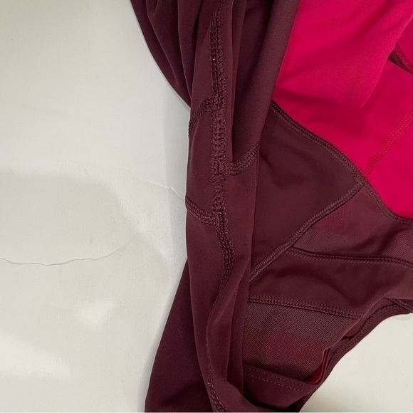 Lululemon Illumina Run Crop Bordeaux Drama Bumble berry Mesh Size 4 - Picture 8 of 9